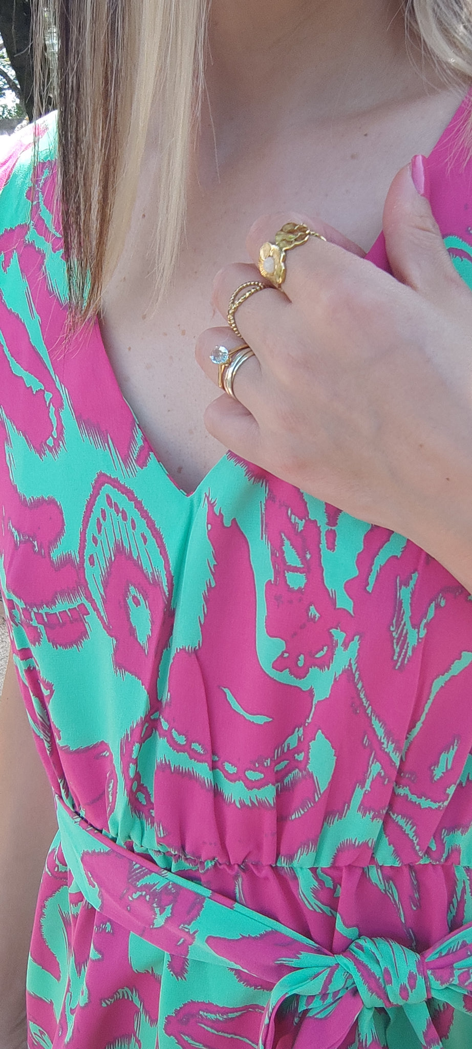 Robe courte, Hina