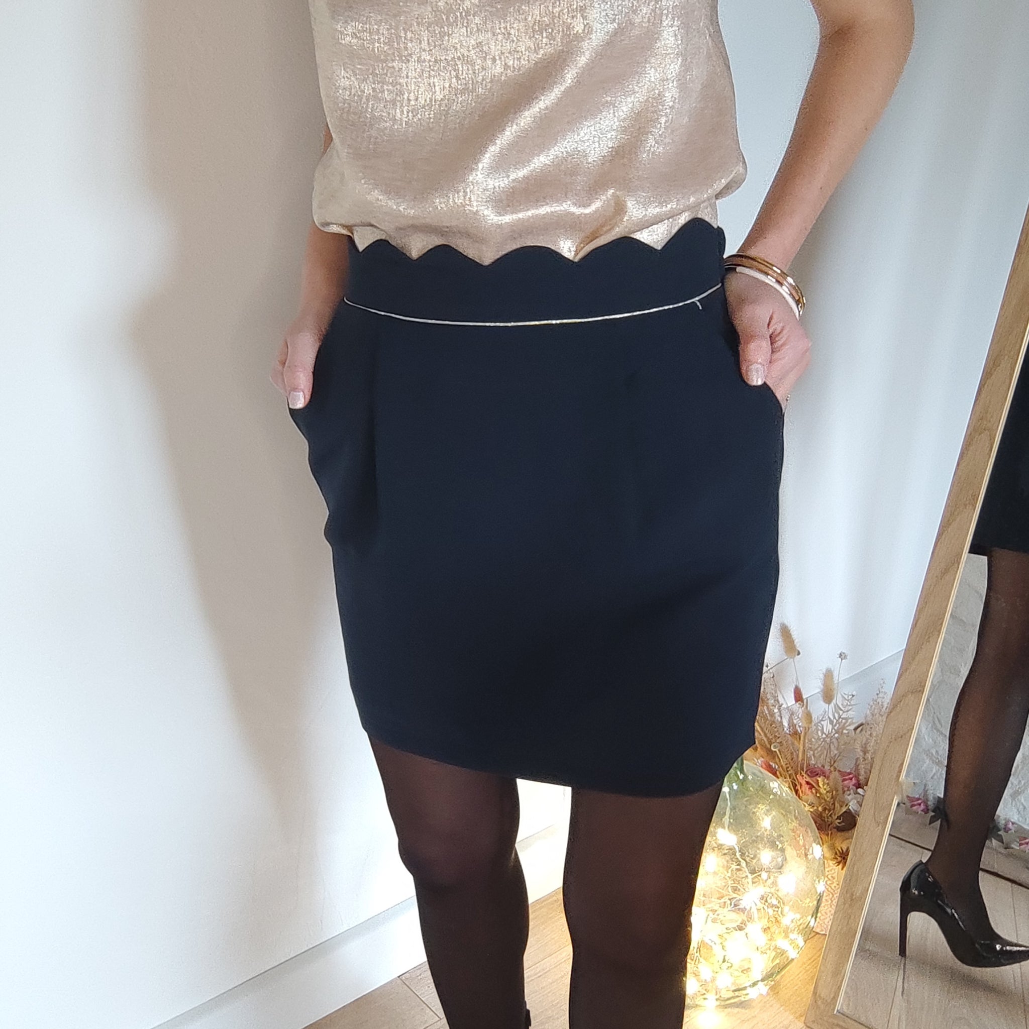 Jupe courte, Umi