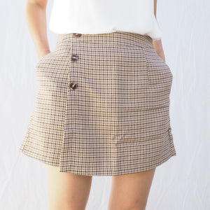 Jupe-short, Neith
