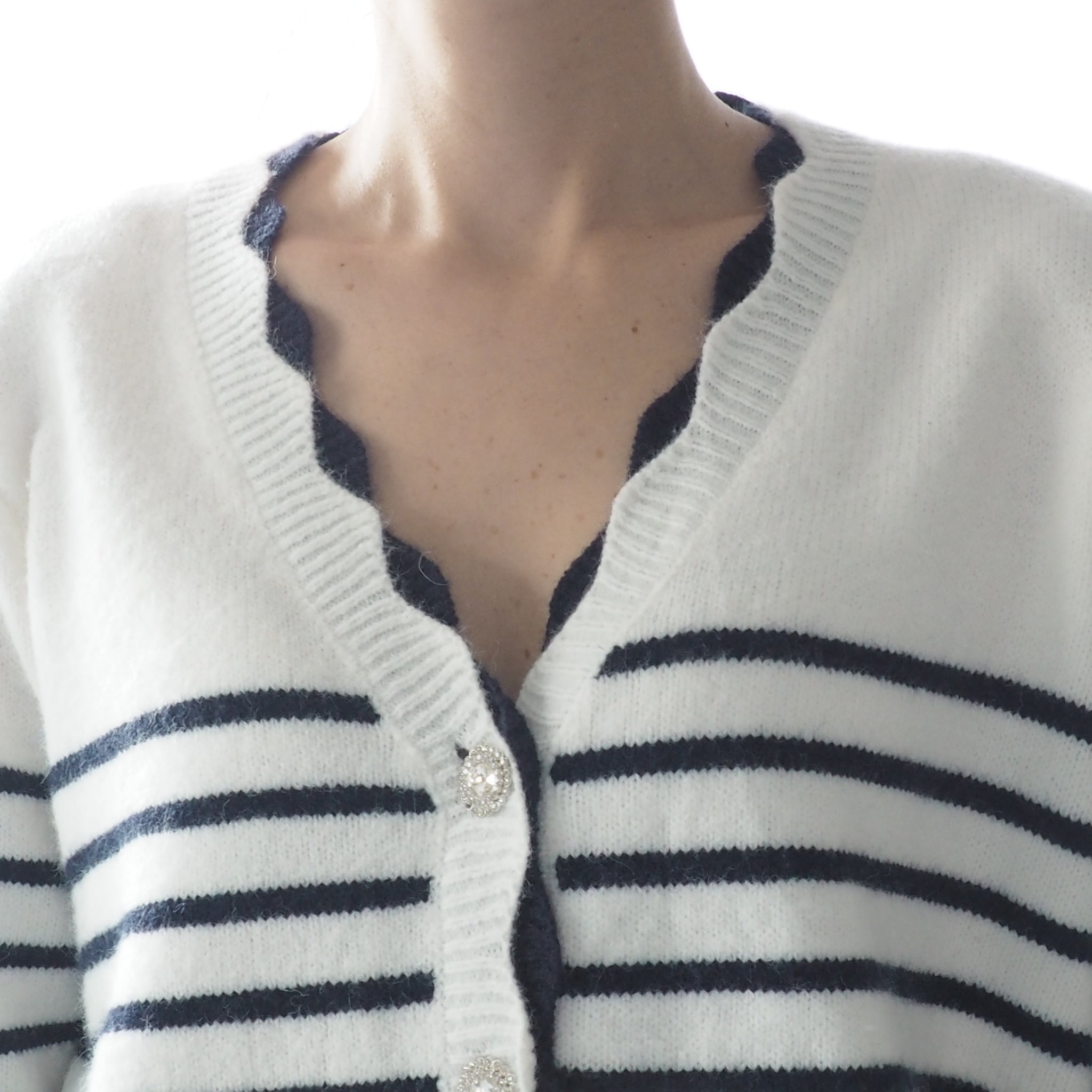 Gilet, Pontos