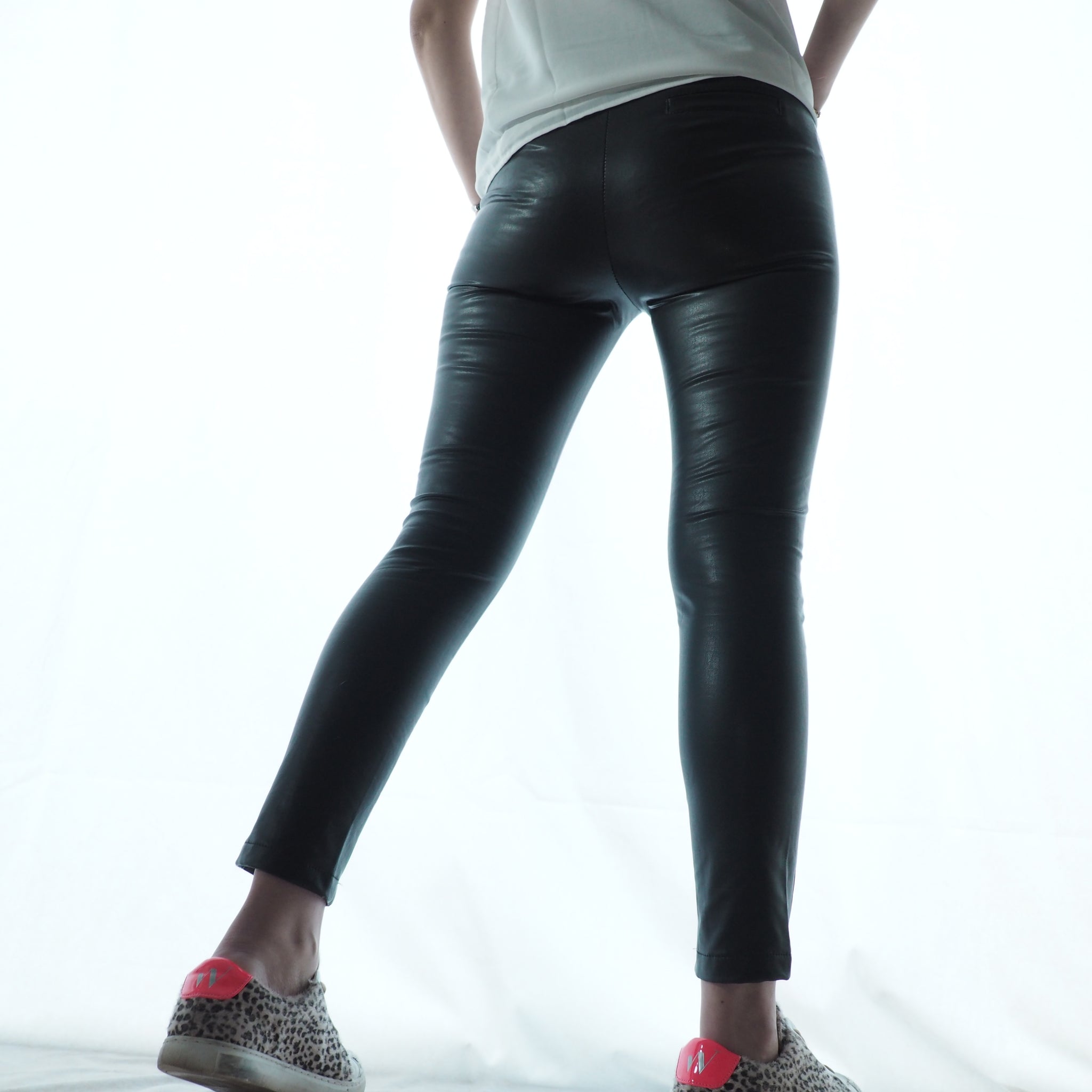 Pantalon skinny, Hécate